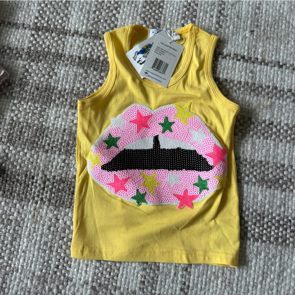 NWT Lola and the Boys Yellow lips shirt